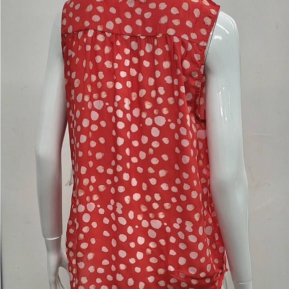 NEW! VELVET by Graham & Spencer Medium FEBE Sleeveless Blouse RED PINK Ivory Dot - Picture 5 of 5